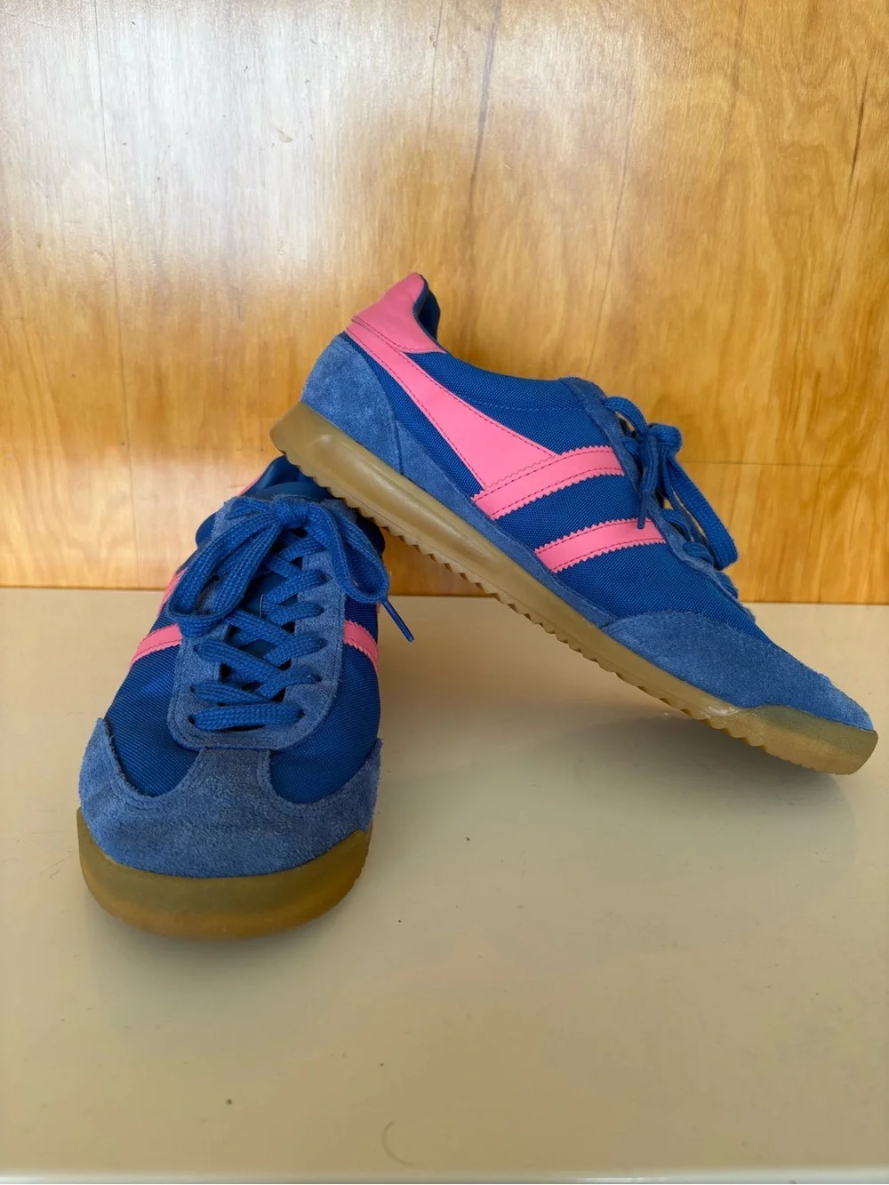 GOLA Blue & Pink Retro Runner Sneakers